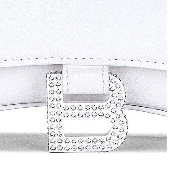 Authentic balenciag chain wallet bag - Picture 4 of 8